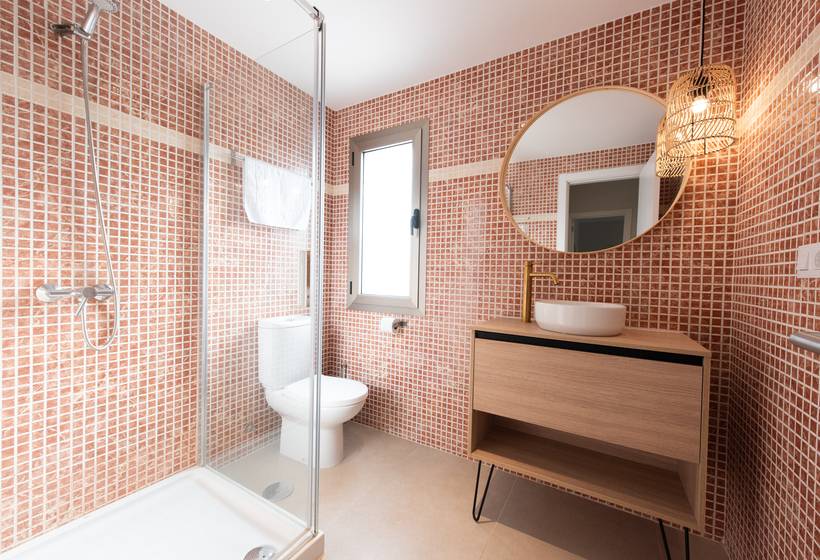 Ereza The White Homes