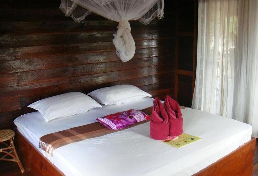 Пансион Crazy Gecko Dondet