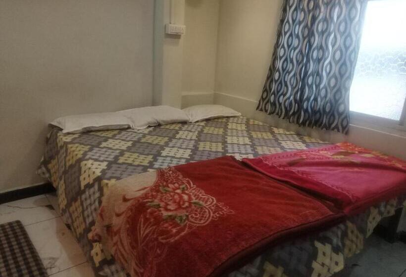 Pension New G P Guest House