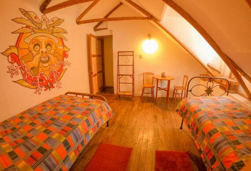 הוסטל Anata Hostal