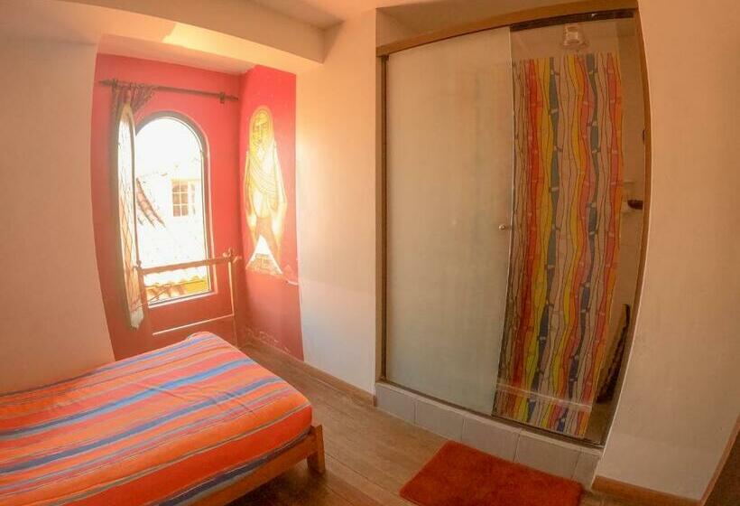 הוסטל Anata Hostal