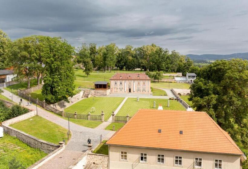 ユースホステル Dům Hostů Klášter Broumov