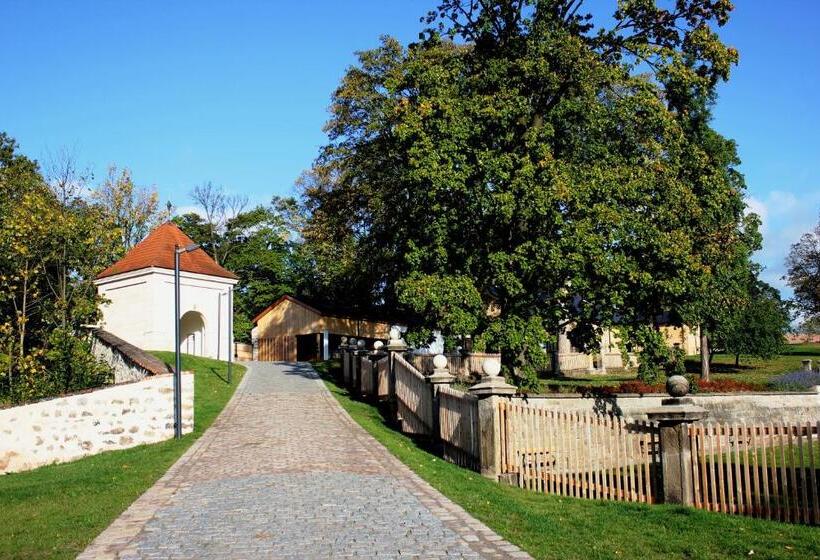 ユースホステル Dům Hostů Klášter Broumov