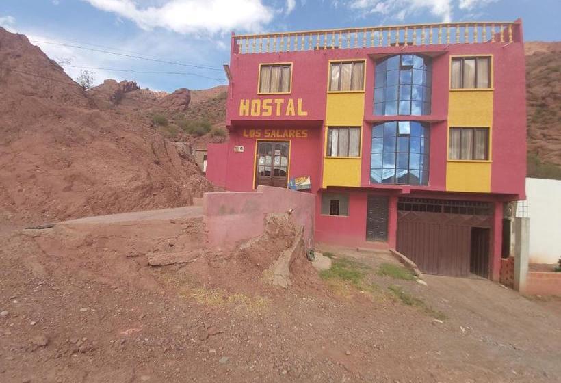 هاستل Hostal Salares