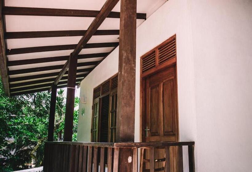 민박 Kadolana Guest House