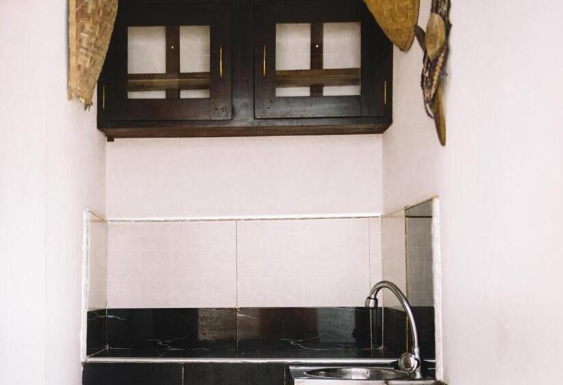 민박 Kadolana Guest House