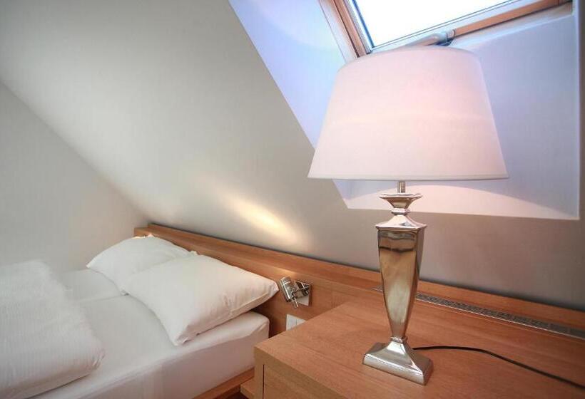 ベッドアンドブレックファースト Penzion Dobré časy