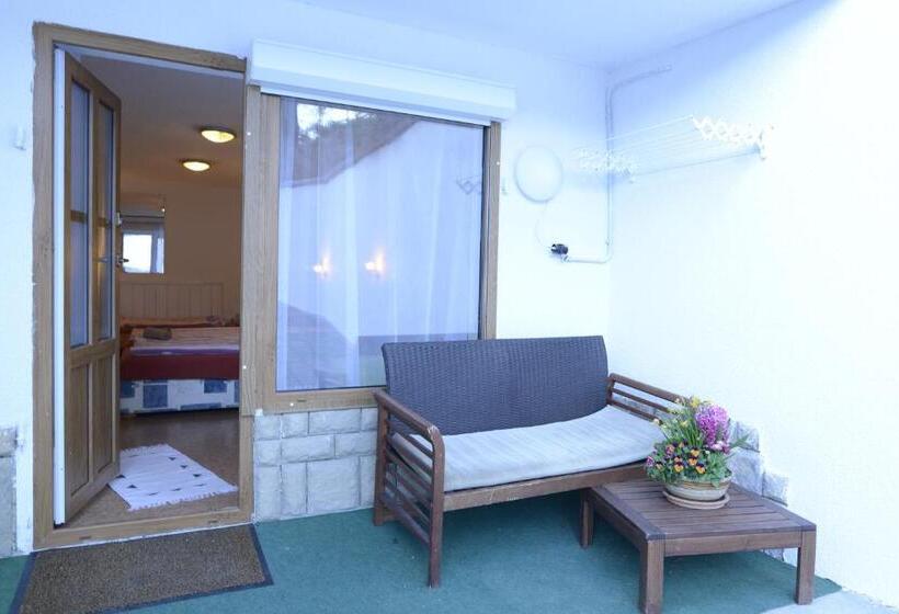 مبيت وإفطار Penzion Mašek