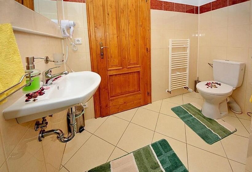 تختخواب و صبحانه Ubytování U Bílé Paní