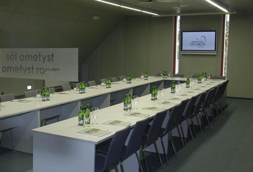 Ea Zámecký Hotel Sychrov