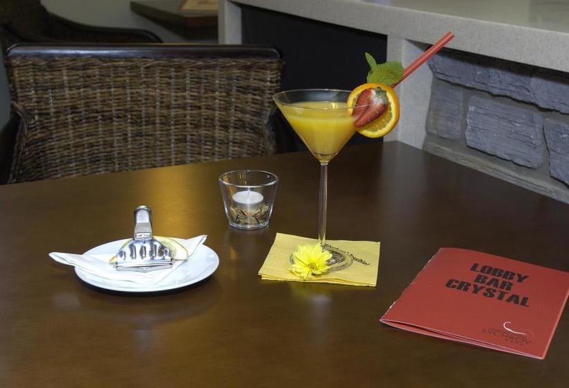 Ea Zámecký Hotel Sychrov