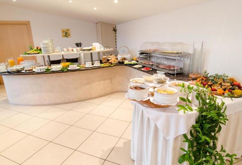 Garni Hotel Sonnleitenhof