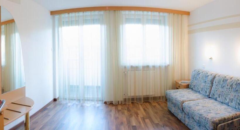 Garni Hotel Sonnleitenhof