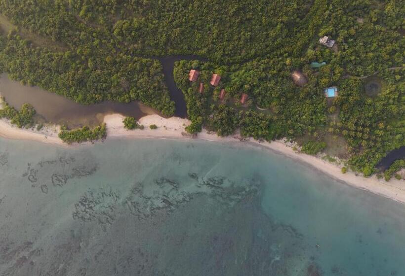 Giman Free Beach Resort