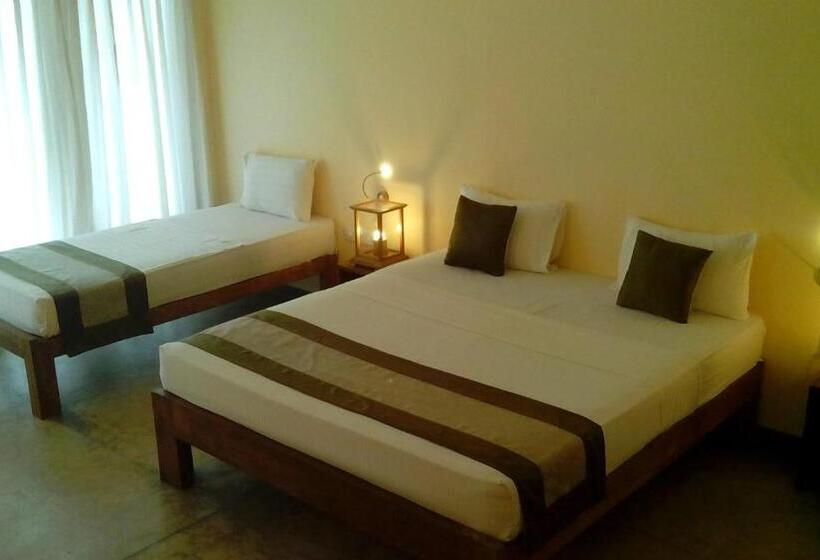 Giman Free Beach Resort