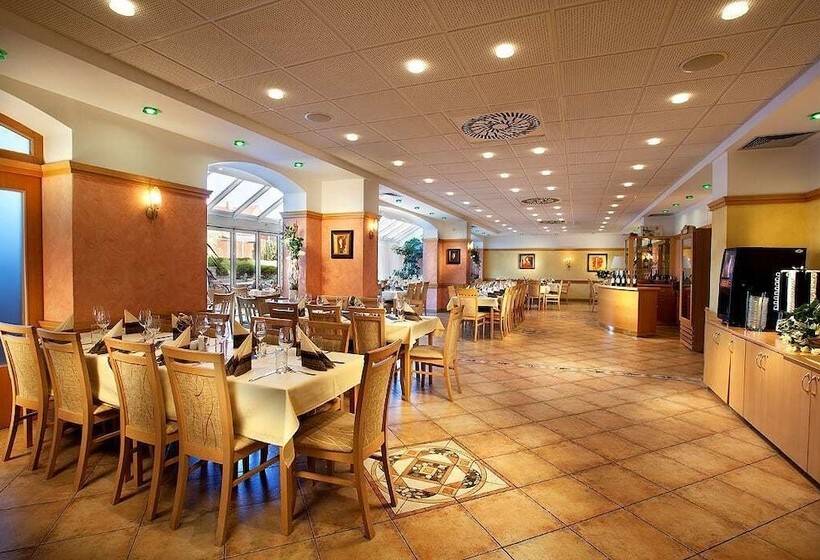 酒店 Akademie A Depandance Vila Jarmila