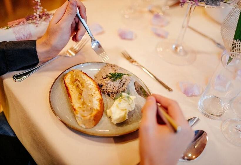 酒店 Akademie A Depandance Vila Jarmila