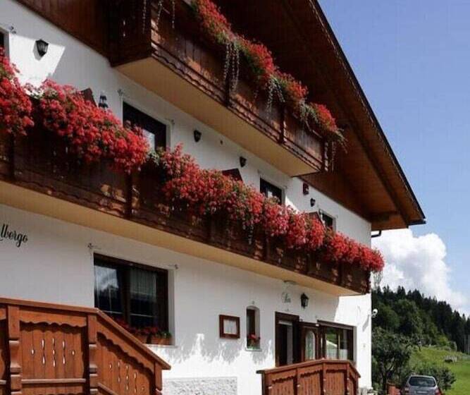 ホテル Al Sole Albergo Ristorante