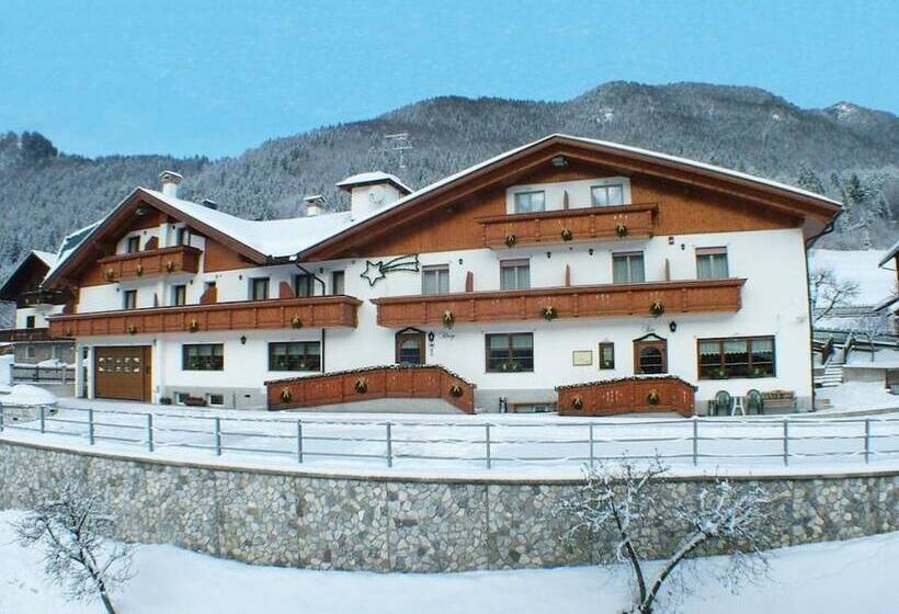 ホテル Al Sole Albergo Ristorante