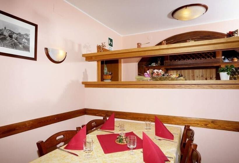 ホテル Al Sole Albergo Ristorante