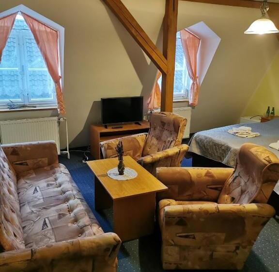 בית מלון כפרי Alster