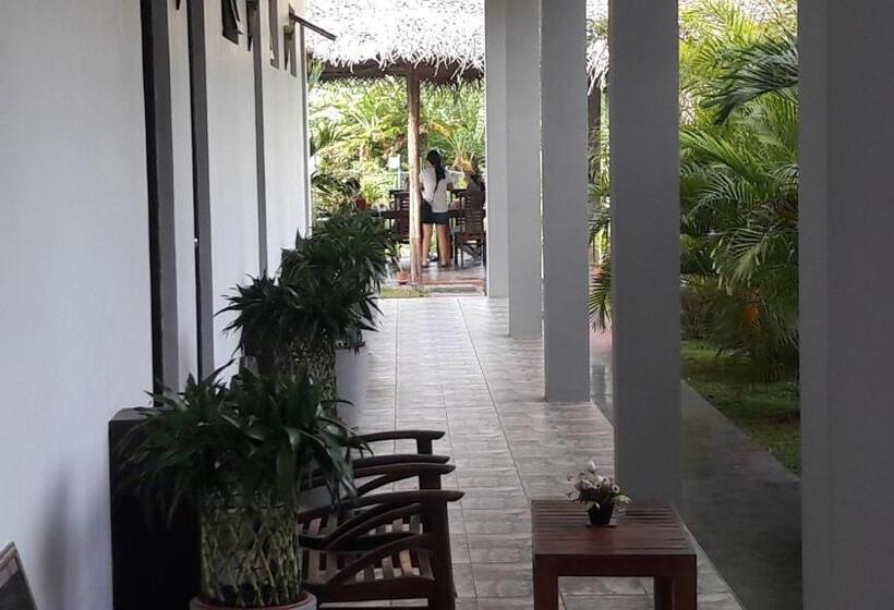 Отель Ancient Village