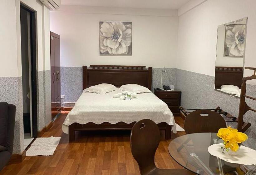 هتل Buen Retiro Apart