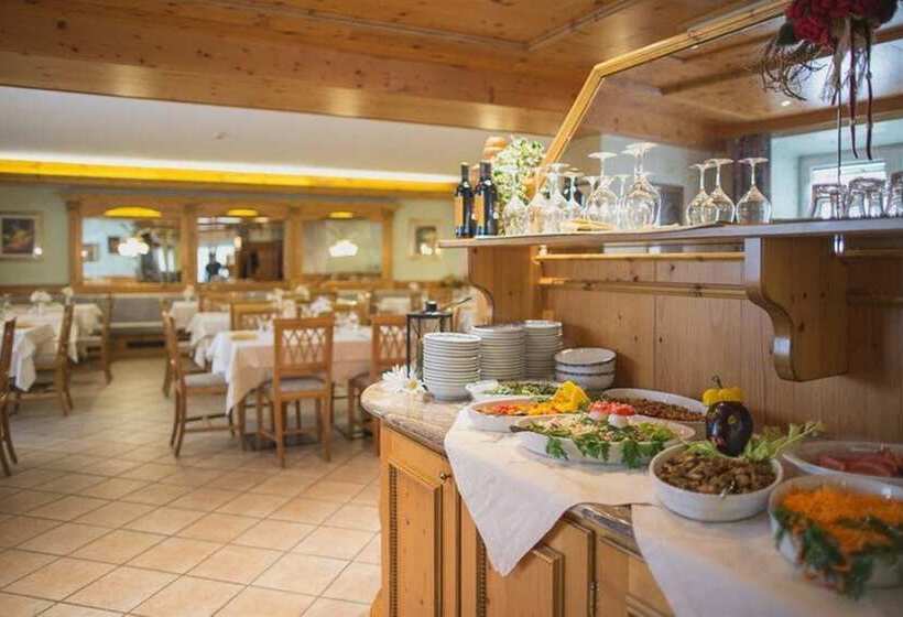 בית מלון כפרי Centrale