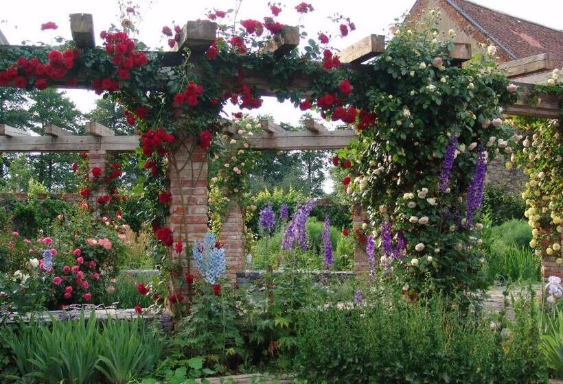 בית מלון כפרי Chateau Třebešice