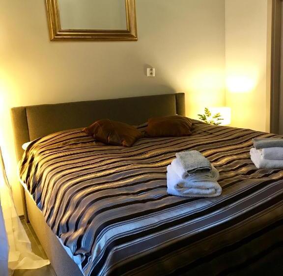 酒店 Dům U Pikové Desítky