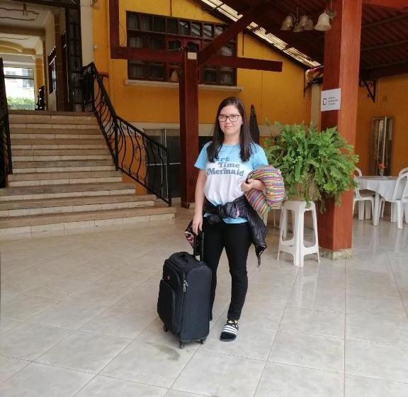 בית מלון כפרי Dorado