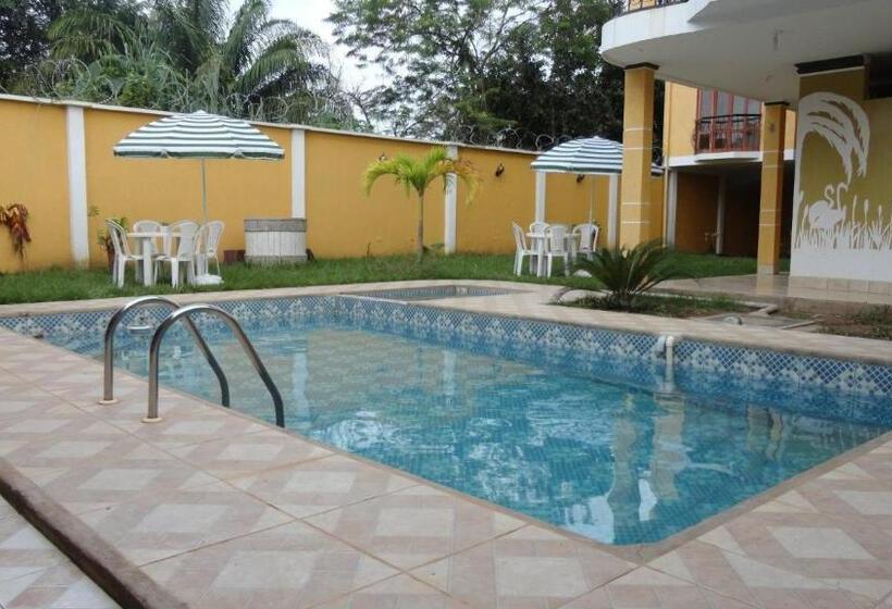 בית מלון כפרי Dorado