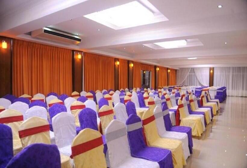 Отель East Lagoon