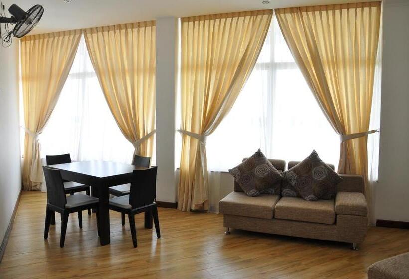 Отель East Lagoon