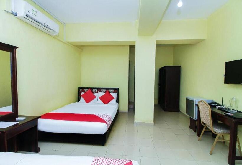 هتل Green Palace Colombo