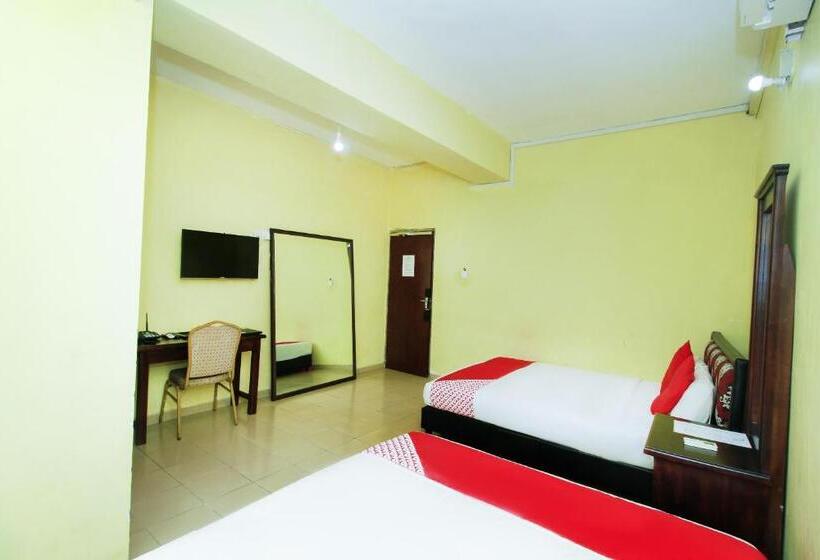 هتل Green Palace Colombo