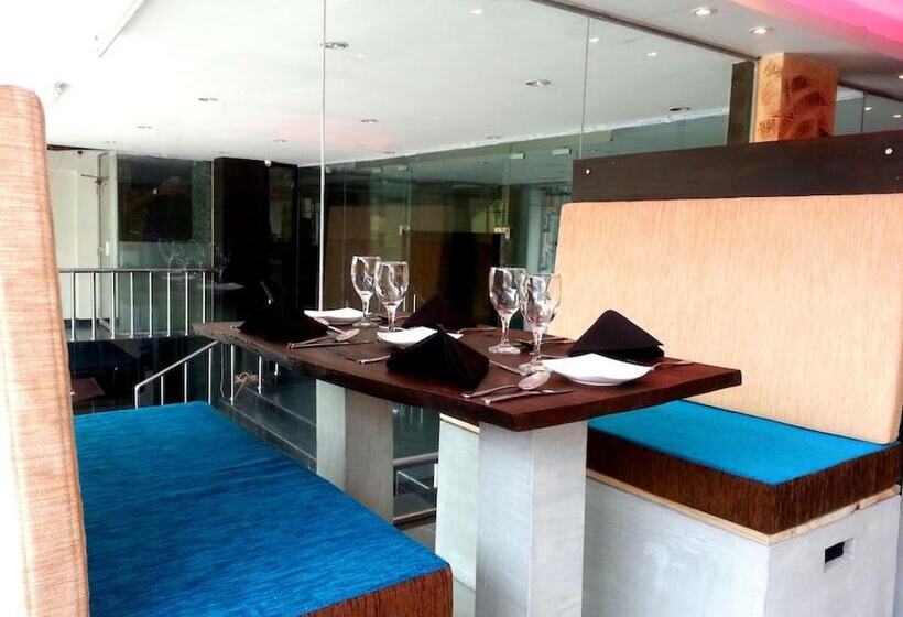 هتل Green Palace Colombo