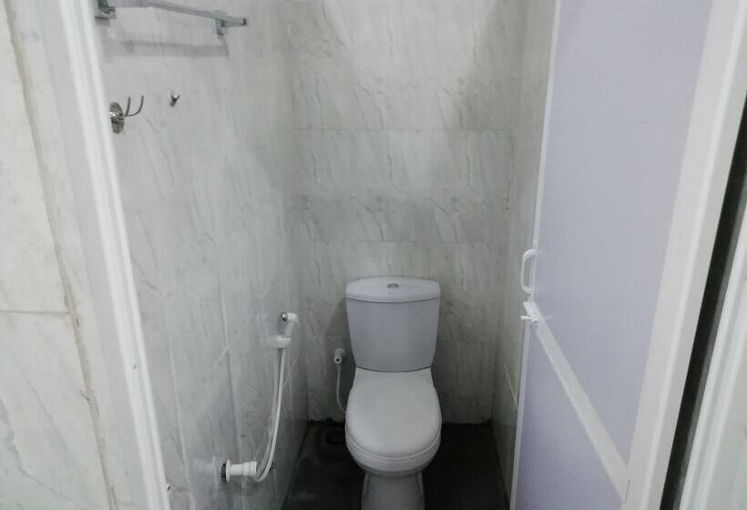 هتل Green Palace Colombo