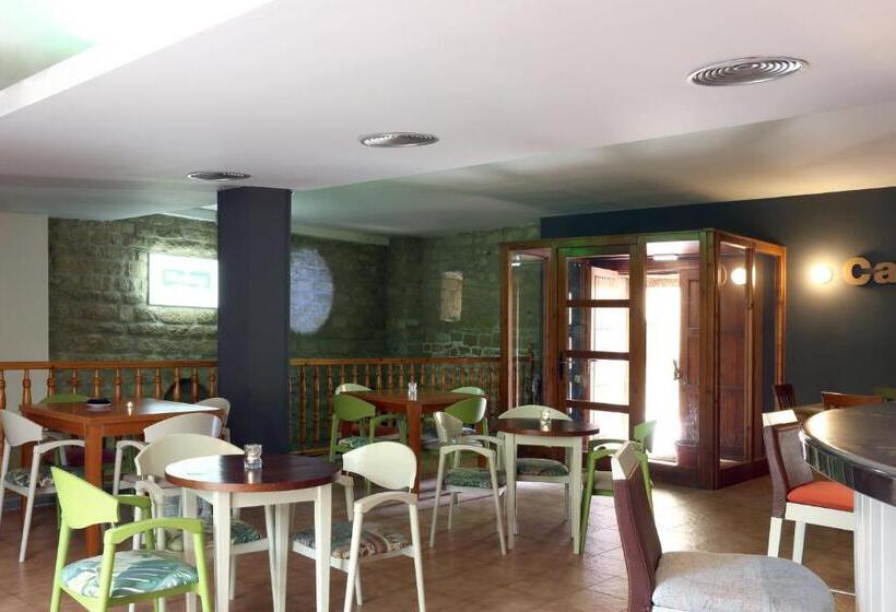 ホテル Hospedería Sádaba