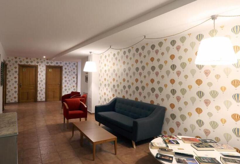 ホテル Hospedería Sádaba