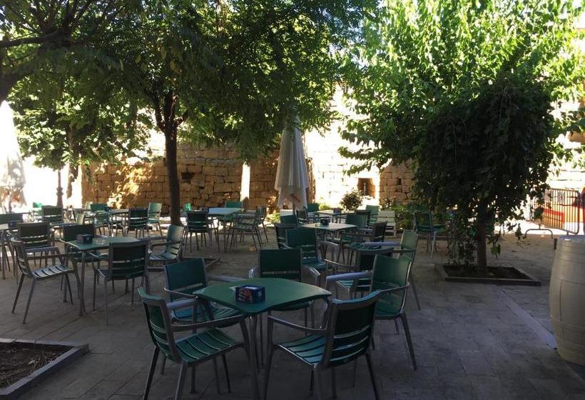 ホテル Hospedería Sádaba