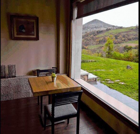 فندق La Casona De Abamia