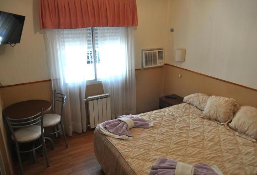 Отель La Fontana