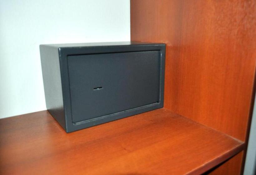 Отель La Fontana