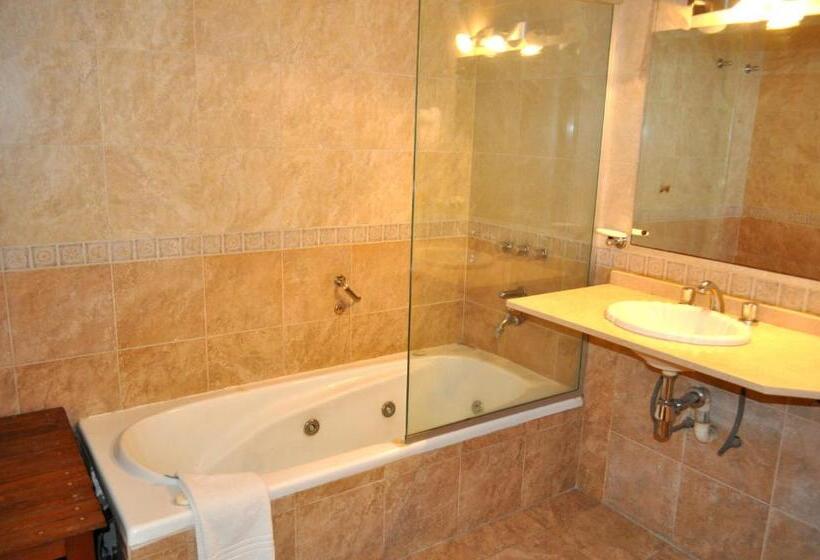 Отель La Fontana