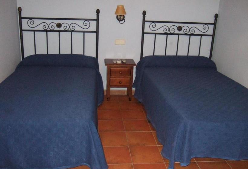 Отель La Plata De Oropesa