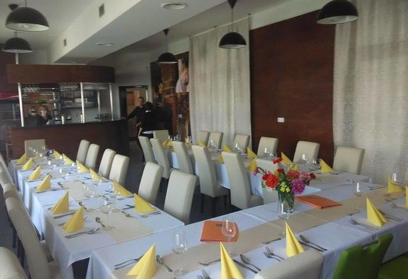 Отель Lidový Dům