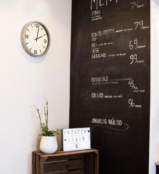 호텔 Livin Station