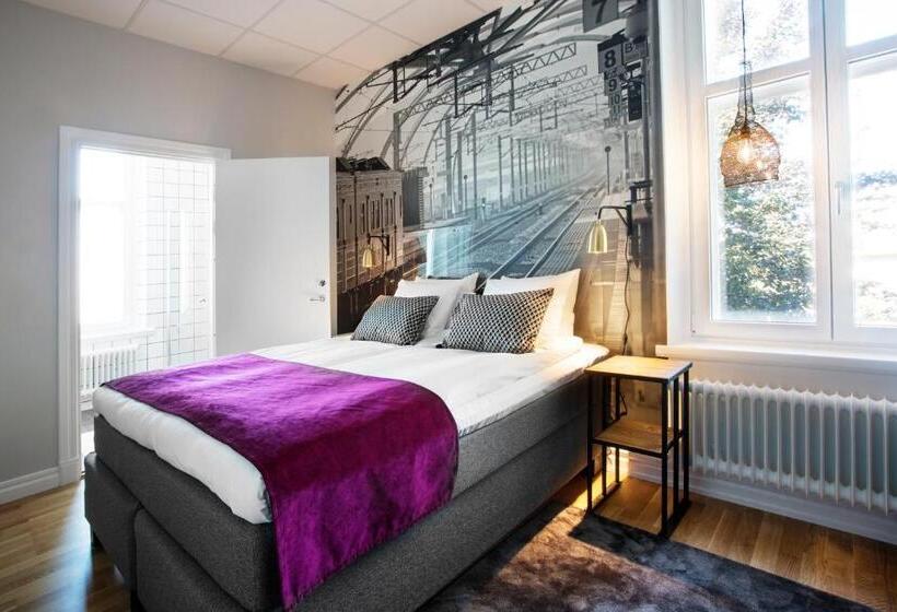 호텔 Livin Station