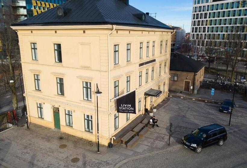 호텔 Livin Station